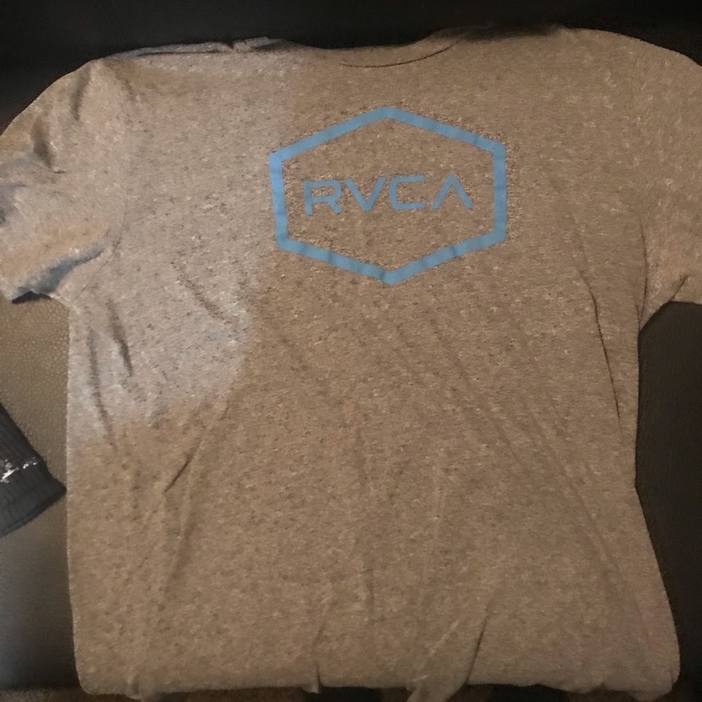 RVCA t shirt